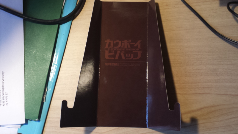 Illustration for article titled Funimation's Limited Cowboy Bebop Release Unpacked (With Bad Lighting)
